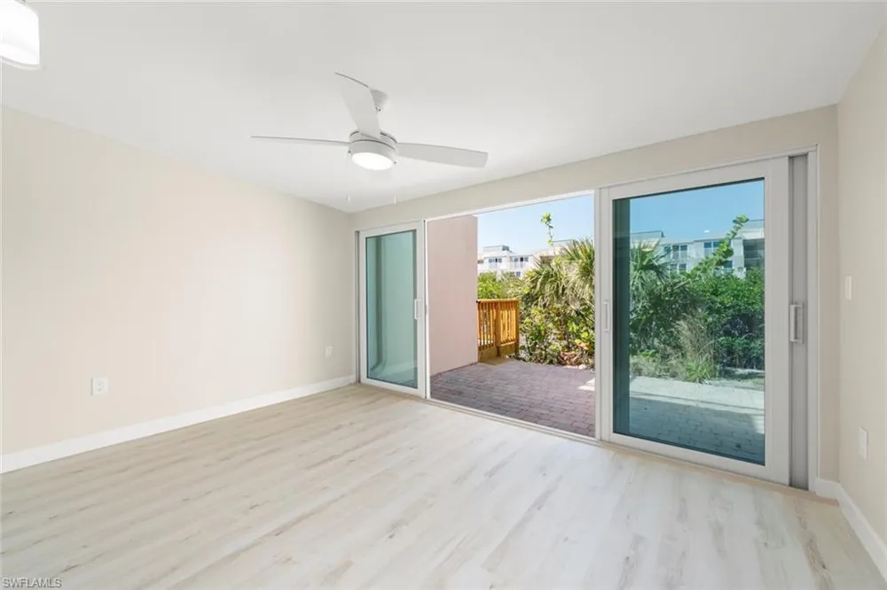 200 Periwinkle Way #132 Sanibel, FL 33957