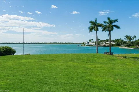 1028 W Inlet Drive