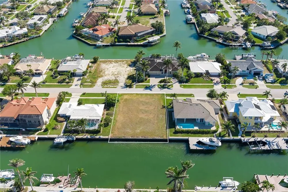 1748 Wavecrest Court Marco Island, FL 34145
