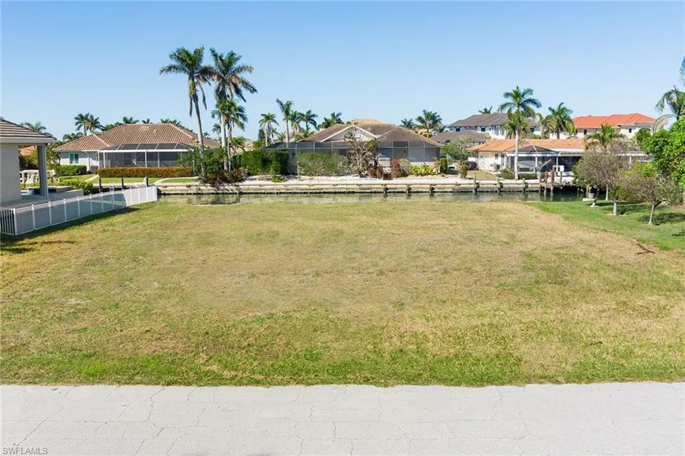 1748 Wavecrest Court Marco Island, FL 34145