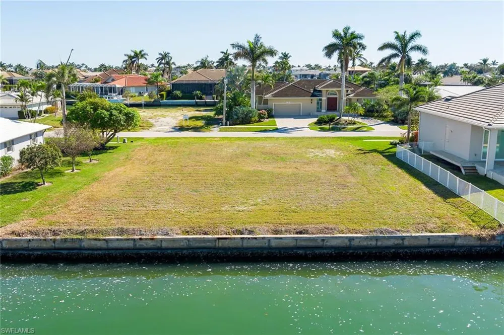 1748 Wavecrest Court Marco Island, FL 34145