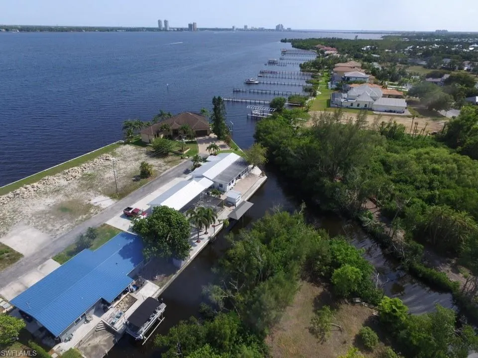 7178 Coon Road North Fort Myers, FL 33917