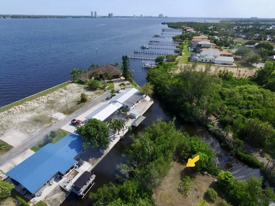 7178 Coon Road North Fort Myers, FL 33917