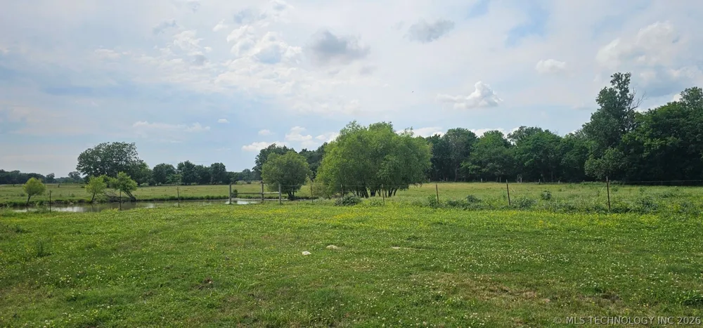 37967 E 221st Street Porter, OK 74454