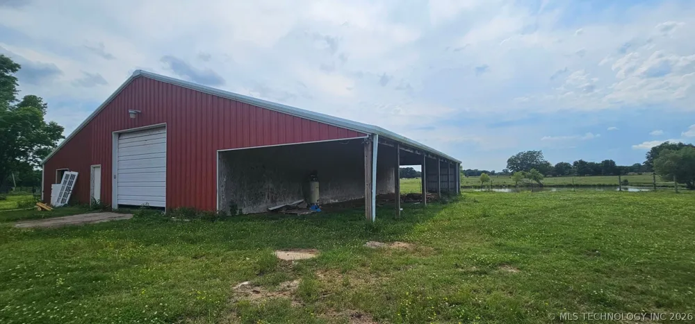 37967 E 221st Street Porter, OK 74454
