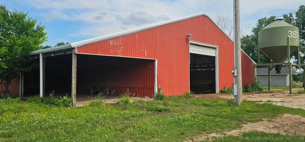 37967 E 221st Street Porter, OK 74454
