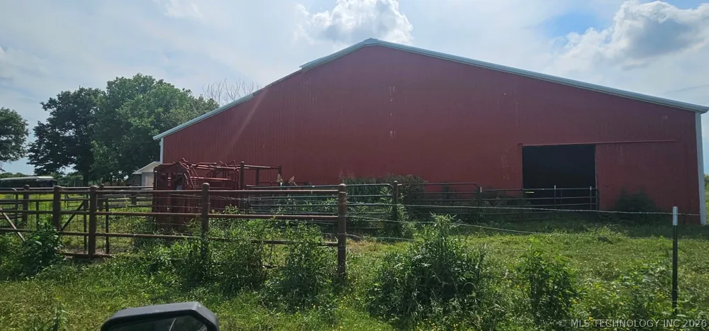 37967 E 221st Street Porter, OK 74454