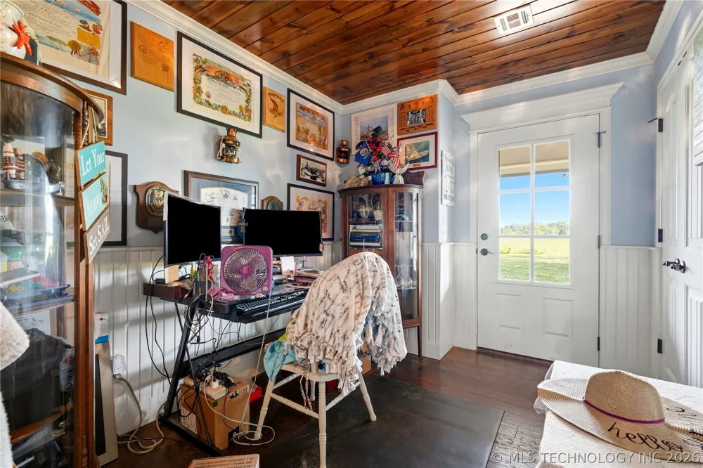 37967 E 221st Street Porter, OK 74454