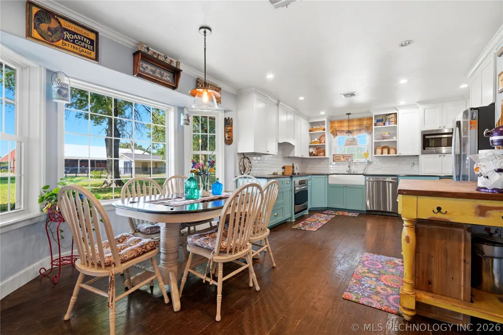 37967 E 221st Street Porter, OK 74454