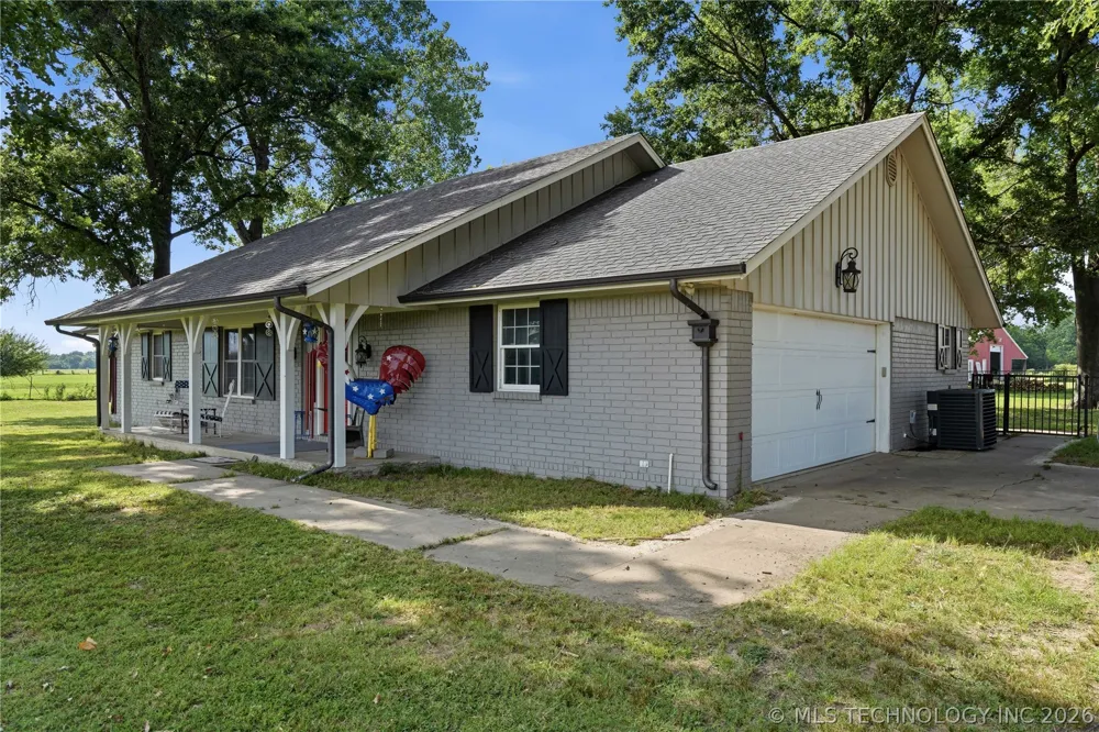 37967 E 221st Street Porter, OK 74454