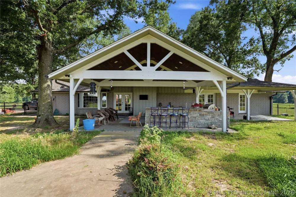37967 E 221st Street Porter, OK 74454