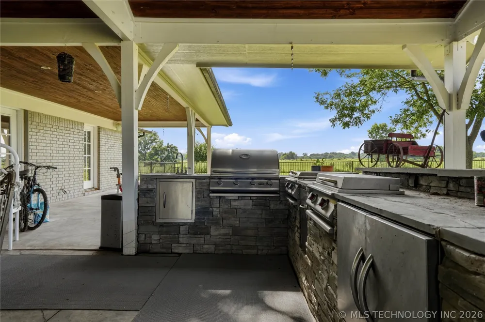 37967 E 221st Street Porter, OK 74454