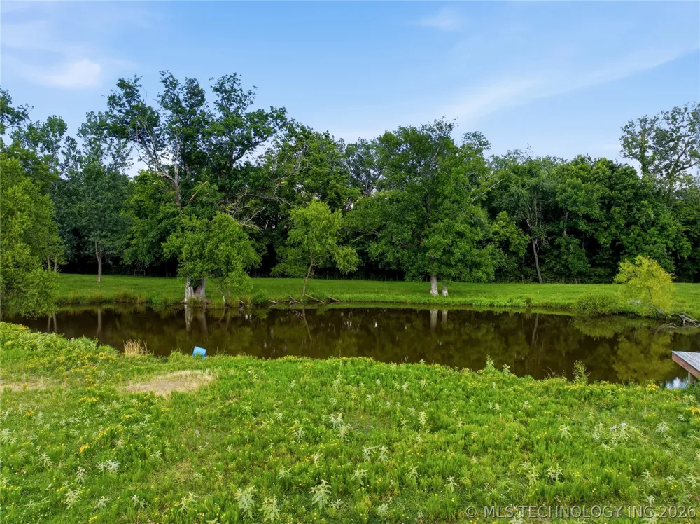 37967 E 221st Street Porter, OK 74454
