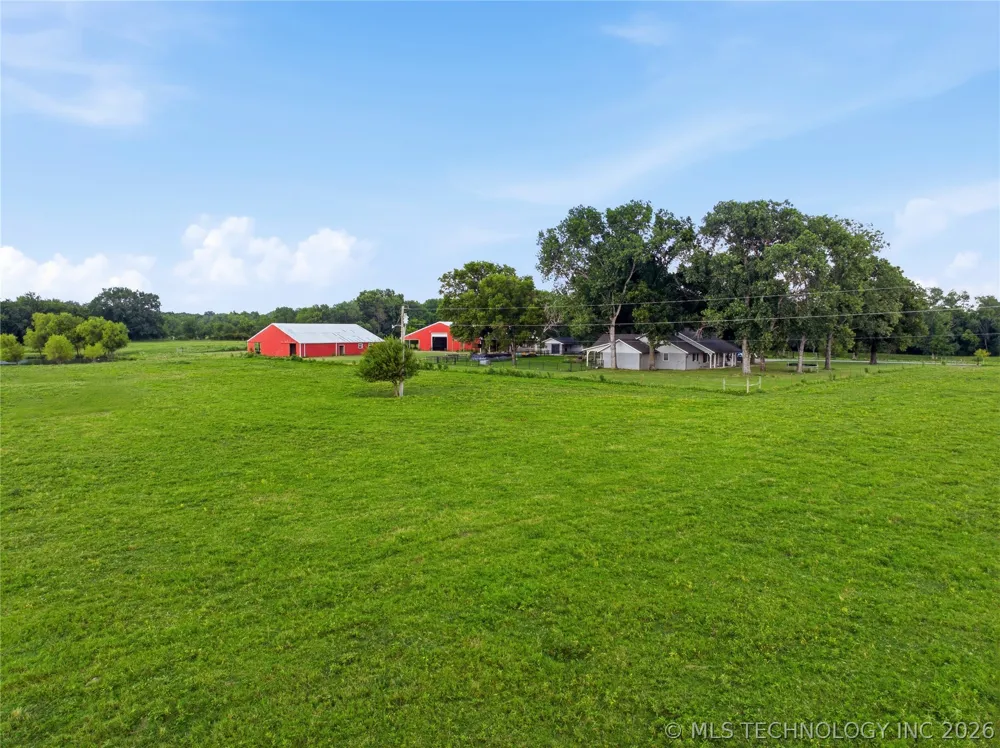37967 E 221st Street Porter, OK 74454