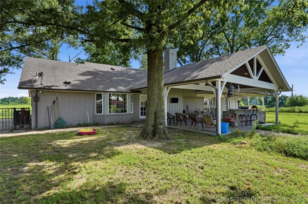 37967 E 221st Street Porter, OK 74454