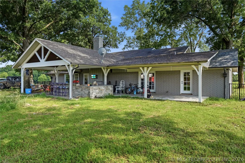 37967 E 221st Street Porter, OK 74454