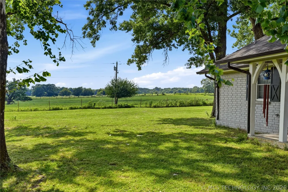 37967 E 221st Street Porter, OK 74454