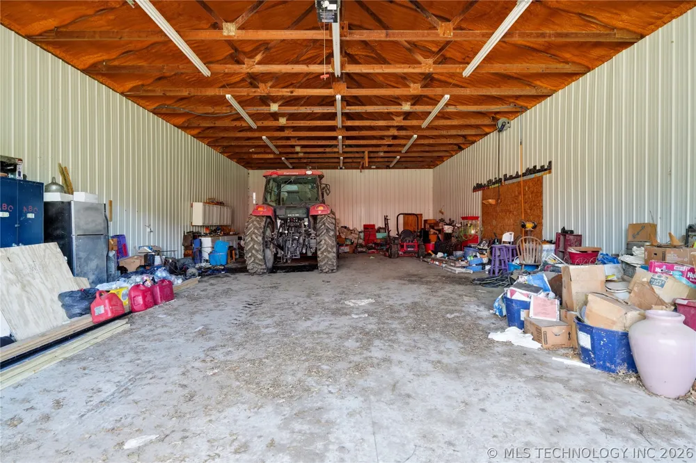 37967 E 221st Street Porter, OK 74454