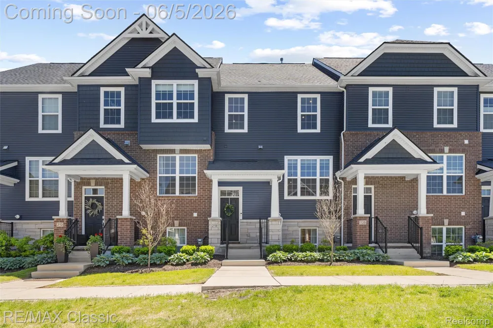 219 S Sydney Court Plymouth City, MI 48170