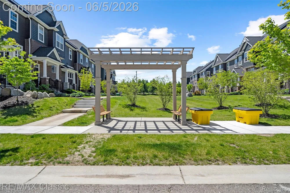 219 S Sydney Court Plymouth City, MI 48170