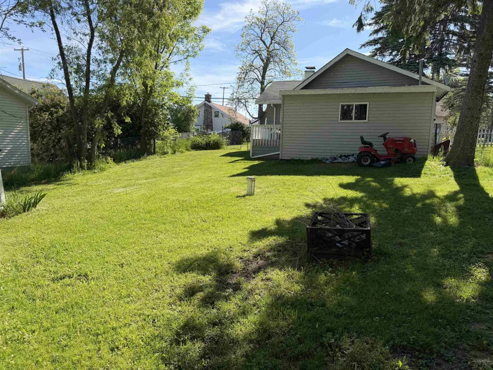 104 Oliver Street Roscommon Township, MI 48629