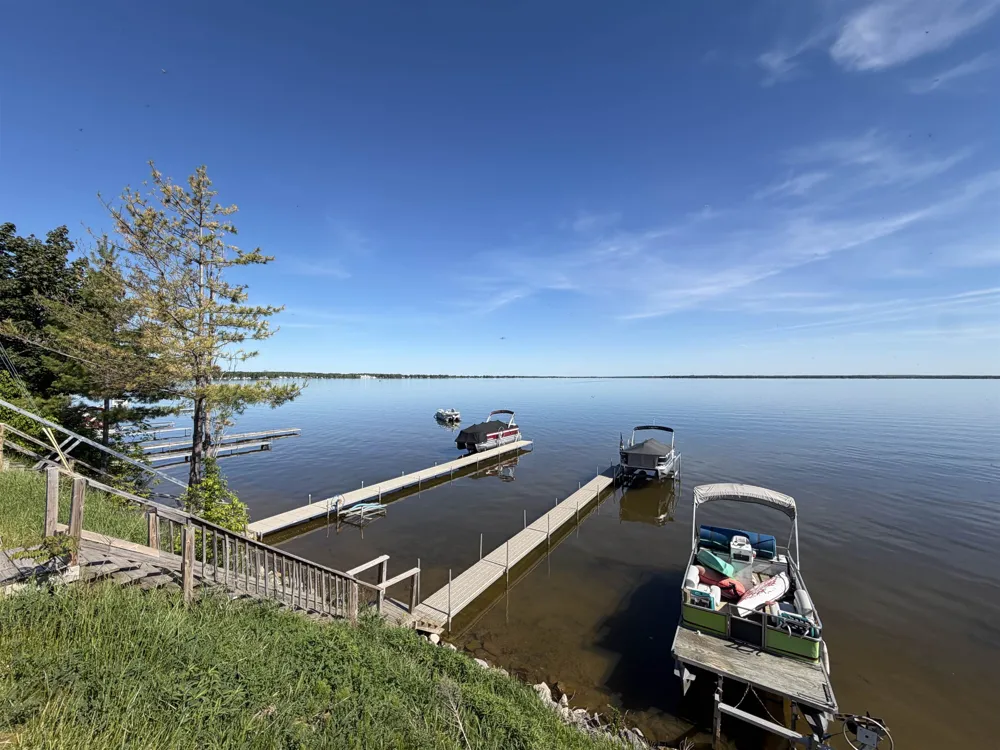104 Oliver Street Roscommon Township, MI 48629