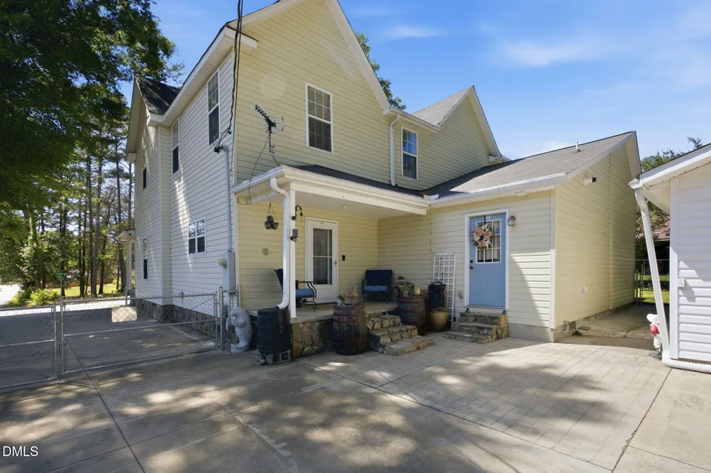 206 Third Avenue SE Taylorsville, NC 28681