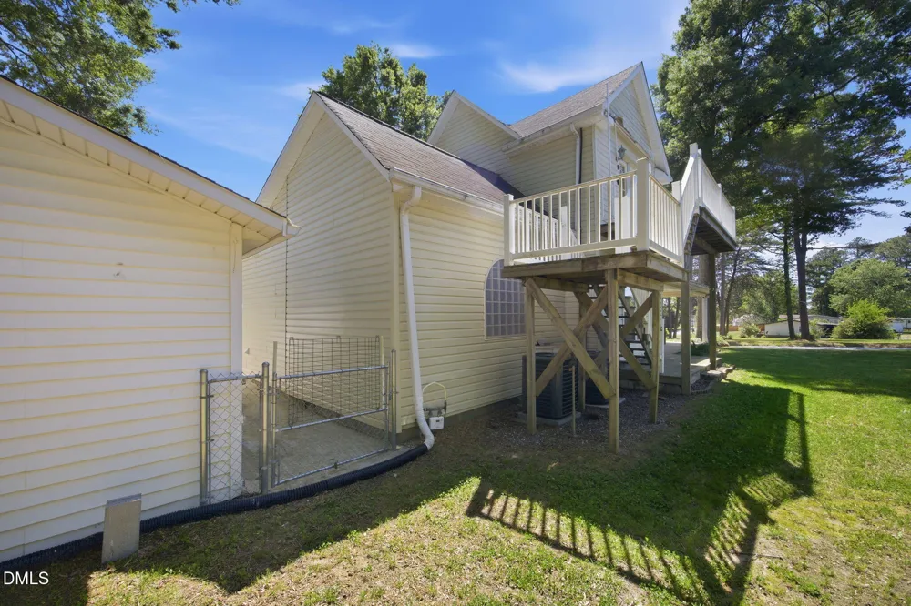 206 Third Avenue SE Taylorsville, NC 28681