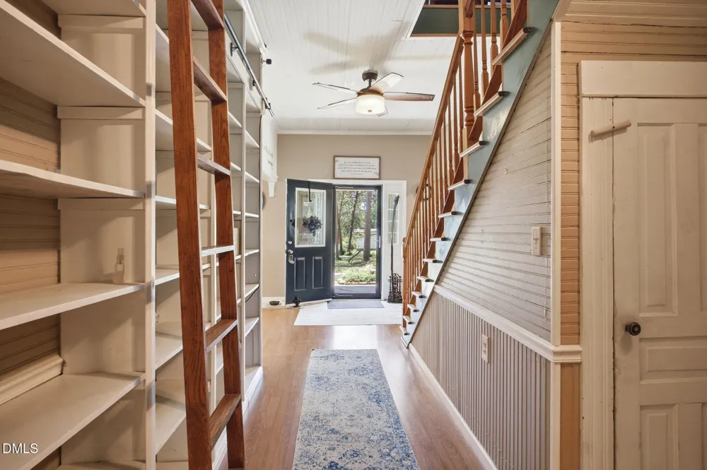 206 Third Avenue SE Taylorsville, NC 28681