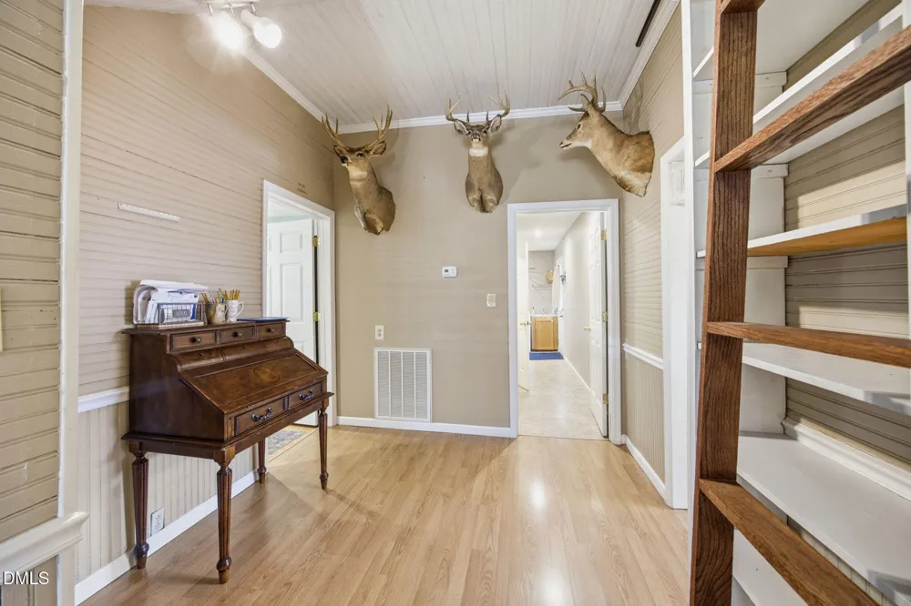 206 Third Avenue SE Taylorsville, NC 28681