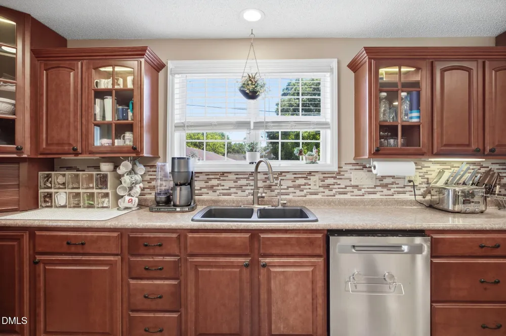 206 Third Avenue SE Taylorsville, NC 28681