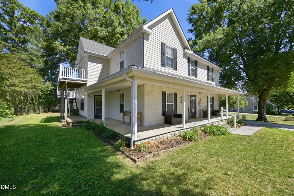 206 Third Avenue SE Taylorsville, NC 28681