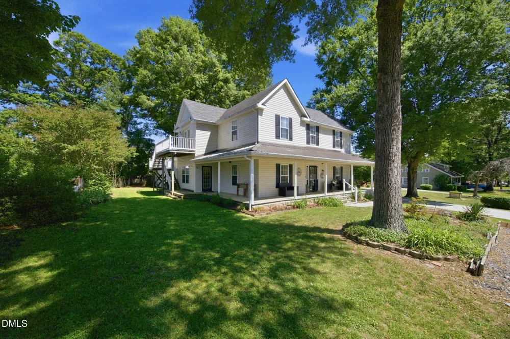 206 Third Avenue SE Taylorsville, NC 28681