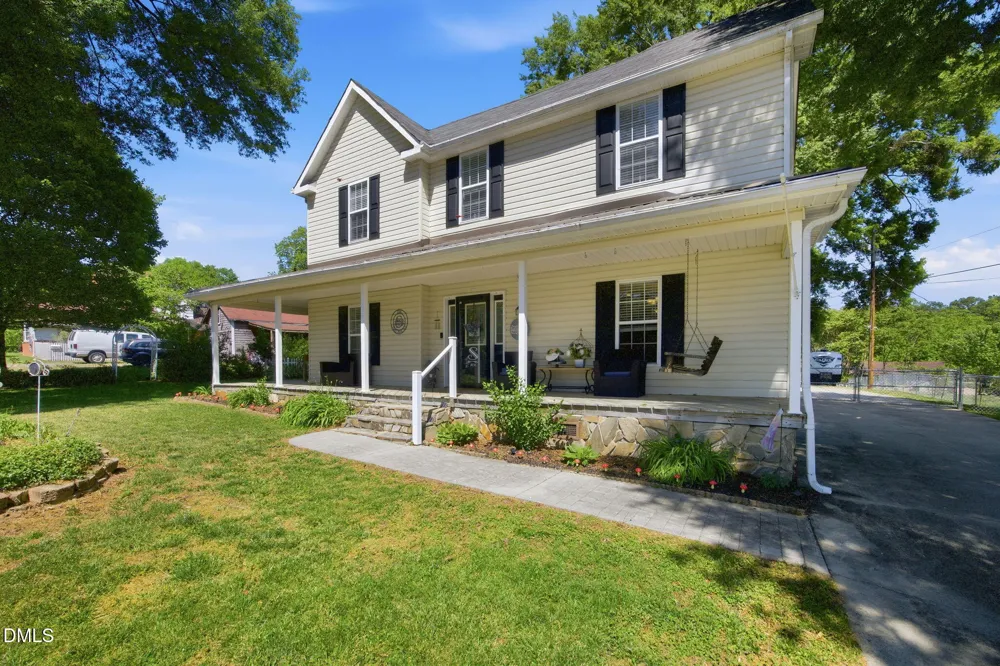 206 Third Avenue SE Taylorsville, NC 28681