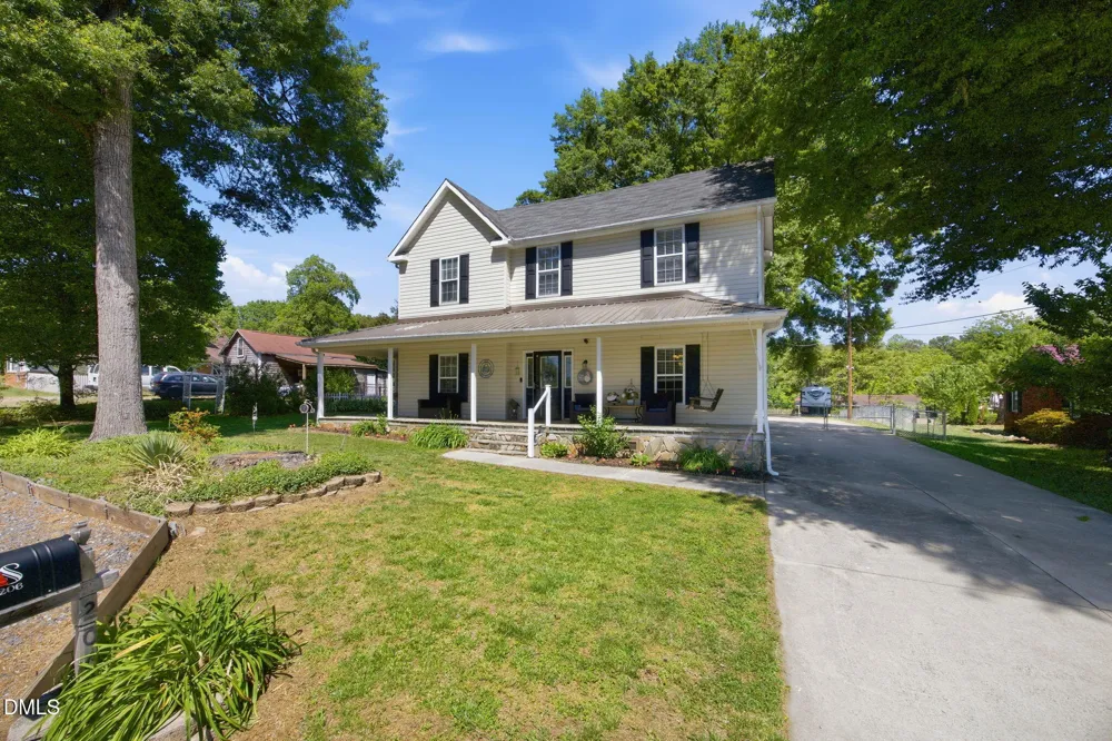 206 Third Avenue SE Taylorsville, NC 28681