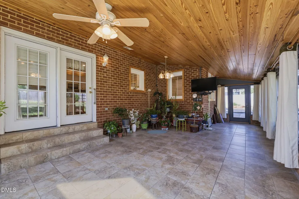 602 Driftwood Drive Gibsonville, NC 27249
