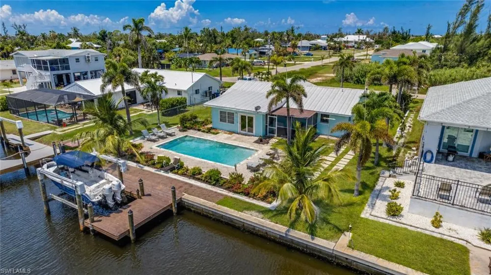 2708 Mangrove Street St. James City, FL 33956