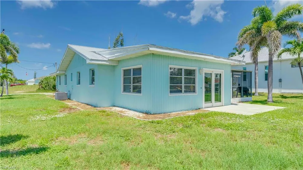 2708 Mangrove Street St. James City, FL 33956