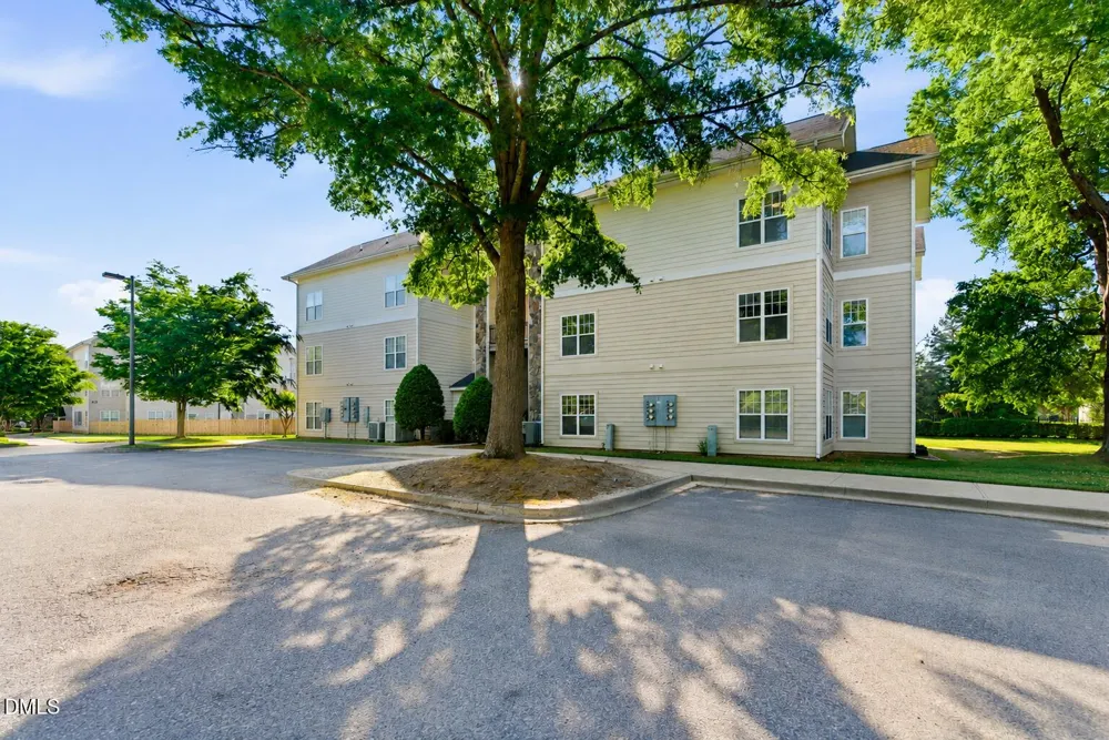 101 Campus Walk Trail #300 Elon, NC 27244