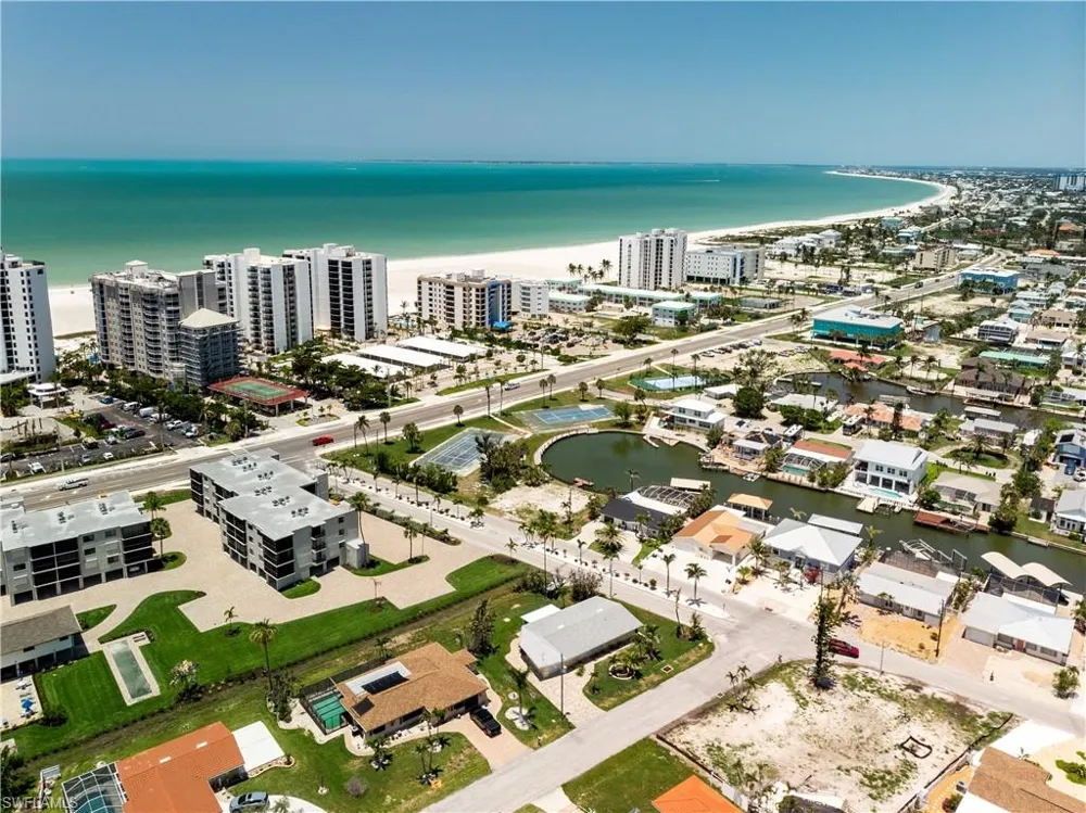 2 Fairview Boulevard Fort Myers Beach, FL 33931
