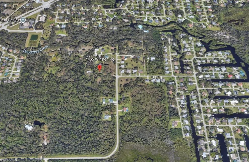 1465 WINSTON ROAD North Fort Myers, FL 33917