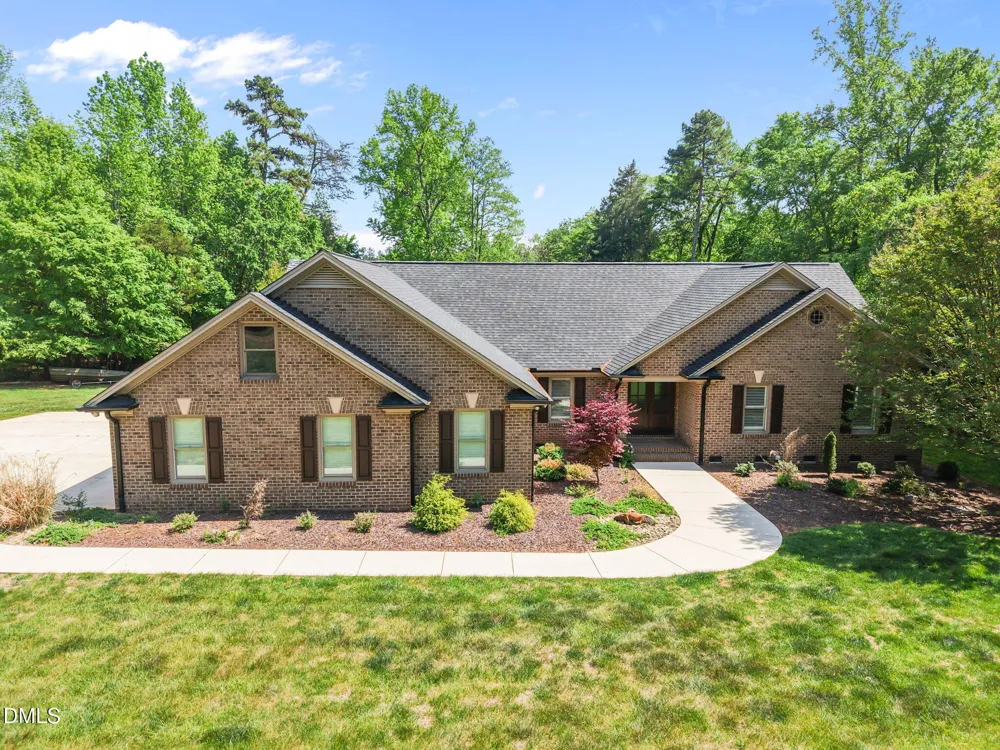 6788 Mcpherson Clay Road Liberty, NC 27298