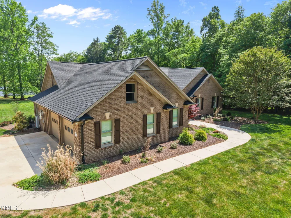6788 Mcpherson Clay Road Liberty, NC 27298