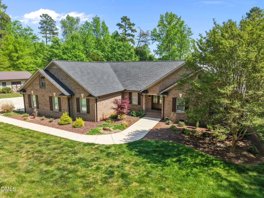 6788 Mcpherson Clay Road Liberty, NC 27298
