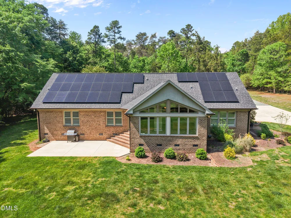 6788 Mcpherson Clay Road Liberty, NC 27298