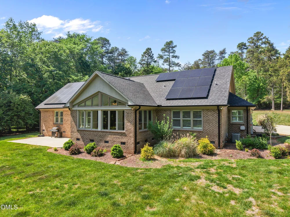 6788 Mcpherson Clay Road Liberty, NC 27298