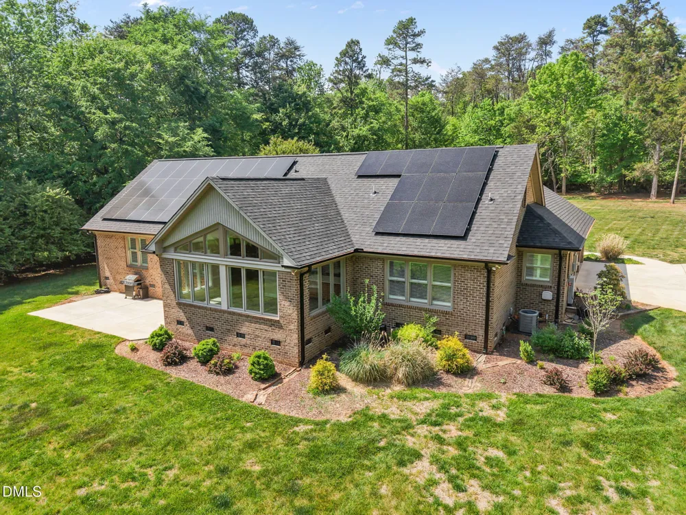 6788 Mcpherson Clay Road Liberty, NC 27298