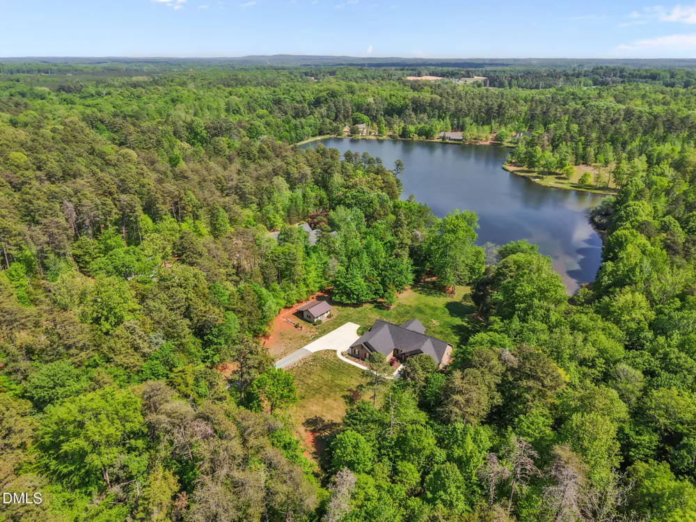 6788 Mcpherson Clay Road Liberty, NC 27298