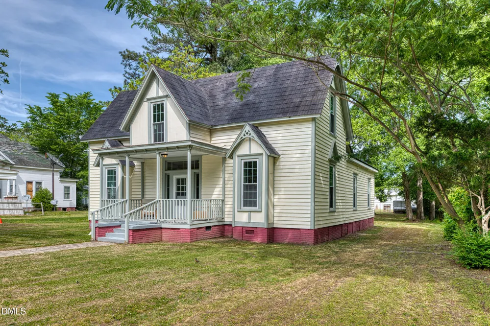 809 Church Street Scotland Neck, NC 27874