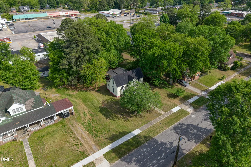 809 Church Street Scotland Neck, NC 27874